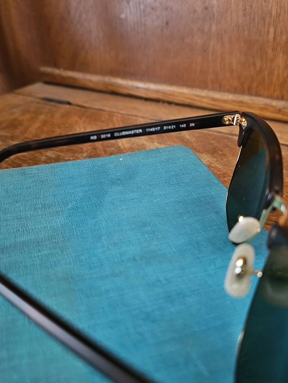 Ray-Ban Clubmaster RB3016 1145/17 Blue Mirror Havana Gold 51mm Sunglasses